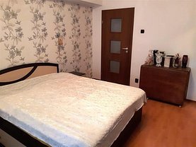 Apartament de vânzare 3 camere, în Ploieşti, zona Gheorghe Doja