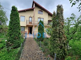 Casa de vânzare 6 camere, în Boldeşti-Scăeni, zona Central