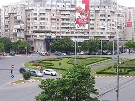 Apartament de vânzare 2 camere, în Ploiesti, zona Gheorghe Doja