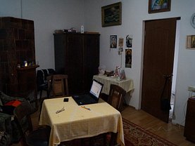 Apartament de vânzare 3 camere, în Bucureşti, zona Universitate