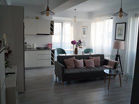 Apartament de vânzare 2 camere, în Bucureşti, zona Băneasa