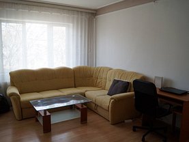 Apartament de vânzare 3 camere, în Bucureşti, zona Baba Novac