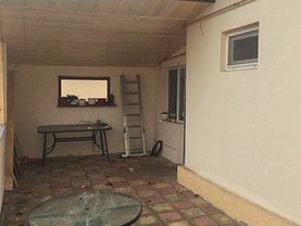 Casa de închiriat 3 camere, în Constanţa, zona Dacia