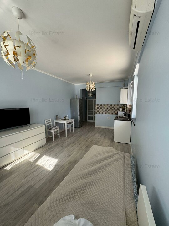Studio Mamaia Sat