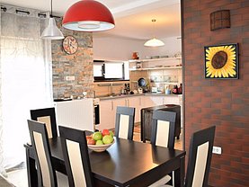 Casa de închiriat 6 camere, în Brasov, zona Stupini