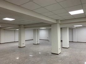 Închiriere spaţiu comercial