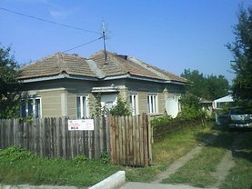 Casa de închiriat 4 camere, în Caiata