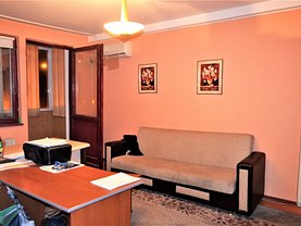 Apartament de vânzare 3 camere, în Constanţa, zona Central