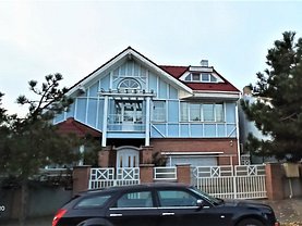 Casa de închiriat 5 camere, în Constanţa, zona Tomis I