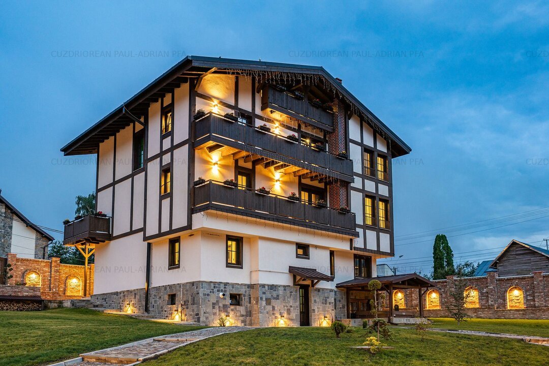 Vilă turistică de vanzare în Bușteni cu panorama superba catre Caraiman