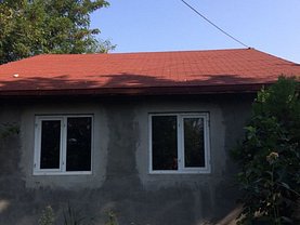 Casa de vânzare 3 camere, în Iepuresti