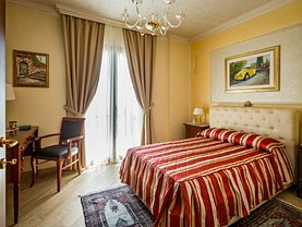 Apartament de vânzare sau de închiriat 2 camere, în Mamaia, zona Central