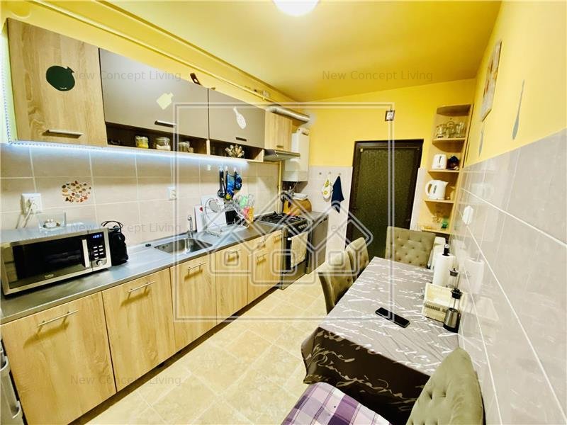Apartament de vanzare in Sibiu - 2 camere si 2 balcoane - Selimbar - imaginea 0 + 1