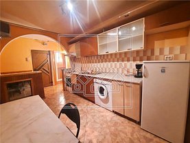 Apartament de vânzare 2 camere, în Sebeş, zona Central