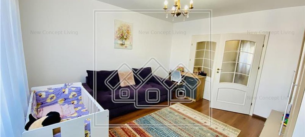 Apartament de vanzare in Sibiu - 2 camere si balcon - Zona Ciresica - imaginea 0 + 1