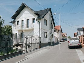 Casa de vânzare 4 camere, în Sibiu, zona Ţiglari