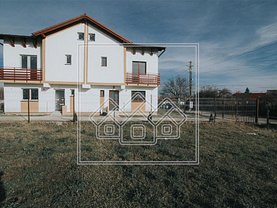 Casa de vânzare 4 camere, în Cristian, zona Central