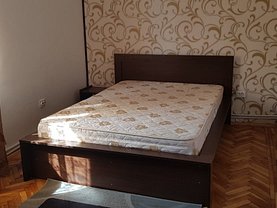 Apartament de închiriat 3 camere, în Iasi, zona Independentei