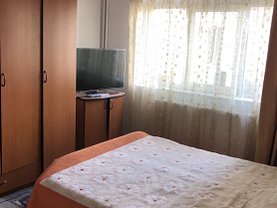 Apartament de vânzare 3 camere, în Braşov, zona Scriitorilor