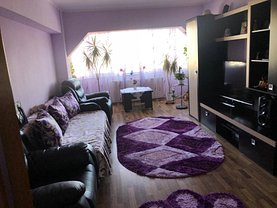 Apartament de vânzare 3 camere în Brasov, Tractorul