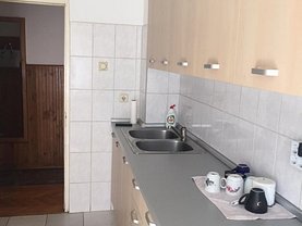 Apartament de închiriat 3 camere, în Braşov, zona Judeţean