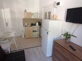 Garsonieră de închiriat, în Braşov, zona Centrul Istoric