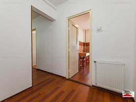 Apartament de vânzare 3 camere, în Brasov, zona Vlahuta