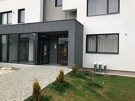 Apartament de vânzare 2 camere, în Braşov, zona Răcădău