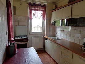 Apartament de vânzare 2 camere, în Braşov, zona Astra
