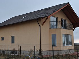 Casa de vânzare 5 camere, în Brasov, zona Stupini