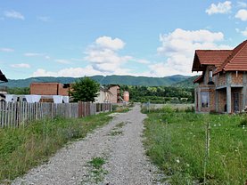 Teren constructii de vânzare, în Cristian