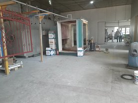 Vânzare spaţiu industrial