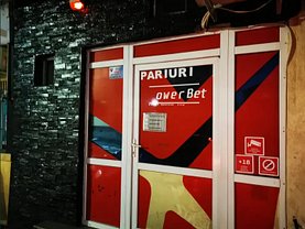 Vânzare spaţiu comercial
