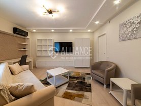 Apartament de închiriat 2 camere, în Constanta, zona Central