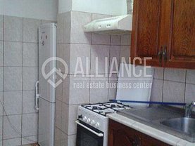Apartament de închiriat 3 camere, în Constanţa, zona Tomis III