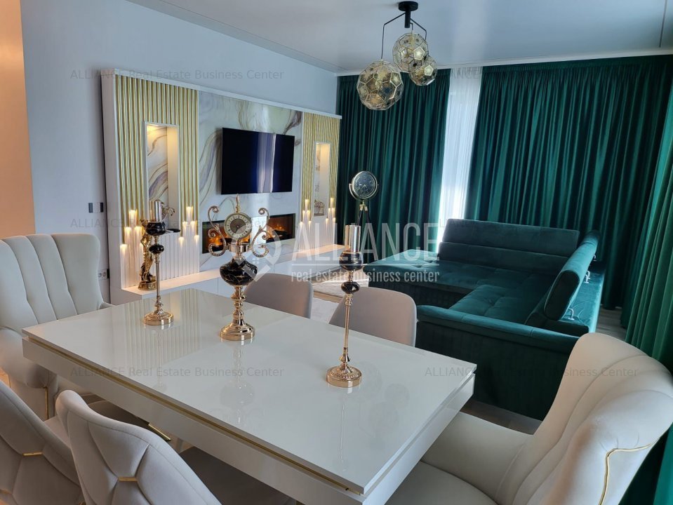 MAMAIA - Apartament de LUX cu 4 Camere!