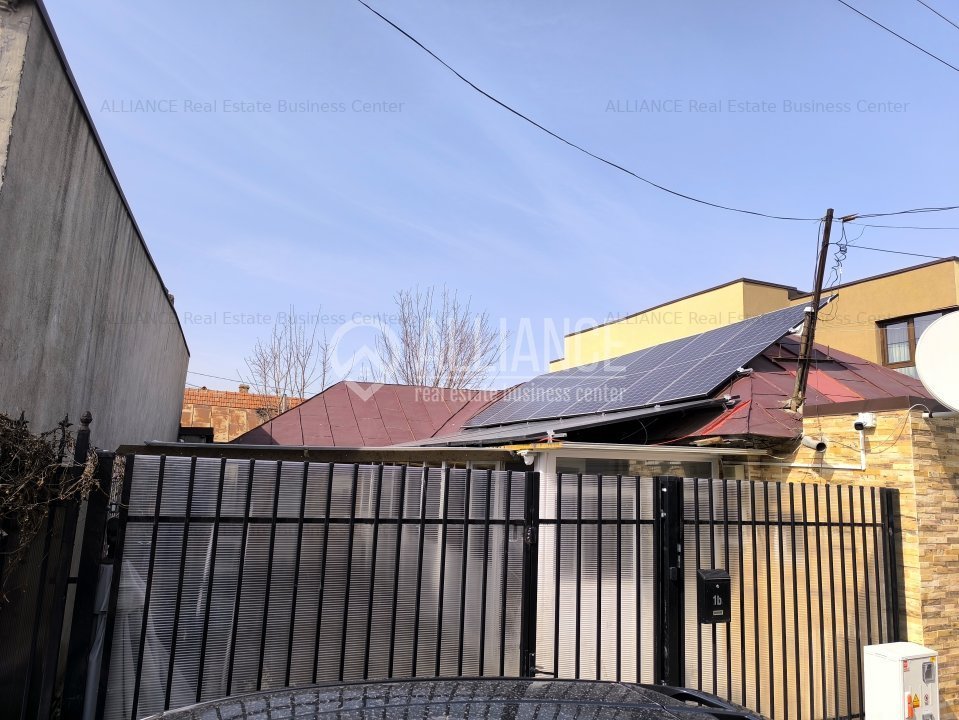 BRATIANU 2 COCOSI - Casa si curte cu utilitati incluse !