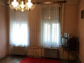 Apartament de vânzare 3 camere, în Oradea, zona Central