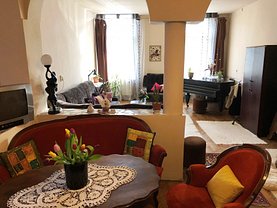 Casa de vânzare 2 camere, în Oradea, zona Central
