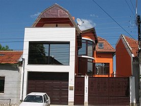Casa de vânzare 13 camere, în Oradea, zona Cantemir