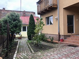 Casa de vânzare 5 camere, în Oradea, zona Central