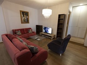 Apartament de vânzare 3 camere, în Bucureşti, zona Băneasa