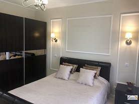 Apartament de vânzare 3 camere, în Voluntari, zona Central