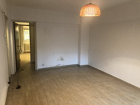 Apartament de vânzare 2 camere, în Bucureşti, zona 1 Mai