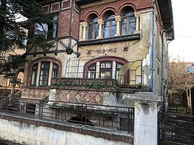 Casa de vânzare 14 camere, în Bucureşti, zona Arcul de Triumf