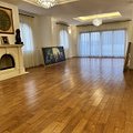 Casa de vânzare sau de închiriat 10 camere, în Bucureşti, zona Pipera