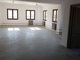 Închiriere birou