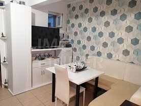 Apartament de vânzare 3 camere, în Cluj-Napoca, zona Mărăşti