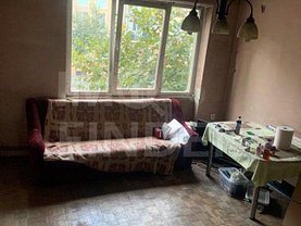 Apartament de vânzare 3 camere, în Cluj-Napoca, zona Central