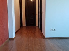 Apartament de vânzare 3 camere, în Bucuresti, zona Drumul Taberei
